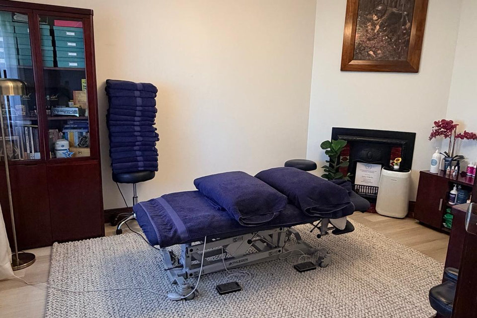 Massageology - Karen D'Aprile - the treatment room at the Croydon Park home clinic